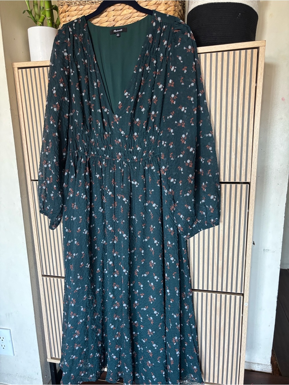 Madewell Dark Teal Floral V-Neck Midi Dress - Picture 3 of 8